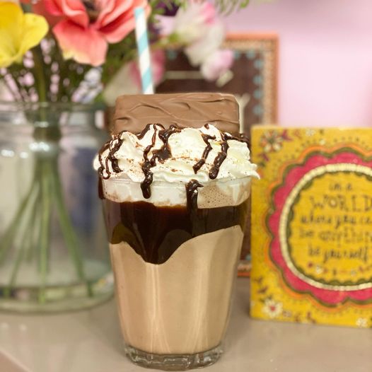 Rose Buds Mars Shake for Shefford Community Festival