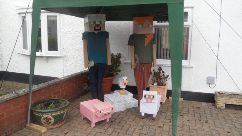 Minecraft scarecrows