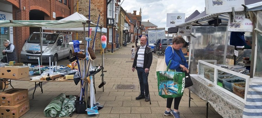 Shefford Friday Market